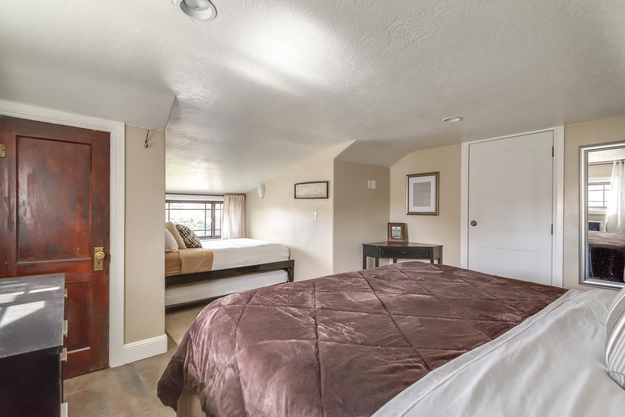 Aspenwood Manor Aparthotel Provo Eksteriør bilde
