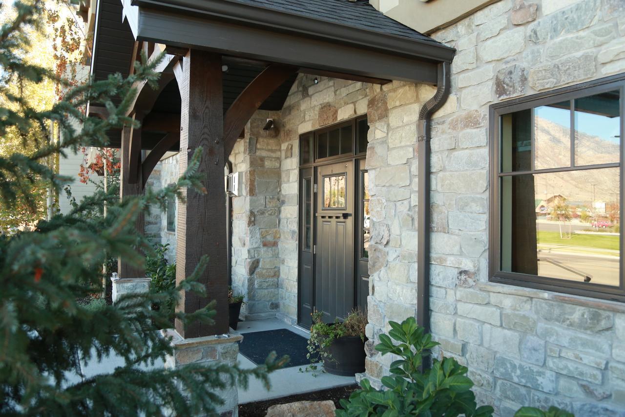 Aspenwood Manor Aparthotel Provo Eksteriør bilde