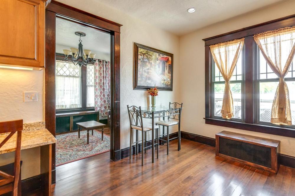 Aspenwood Manor Aparthotel Provo Eksteriør bilde